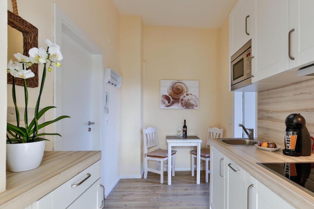 Appartement-5-Mit-Suedbalkon-In-Strandnaher-Lage-Baederstil-Villa-In-Wenningstedt-Sylt المظهر الخارجي الصورة